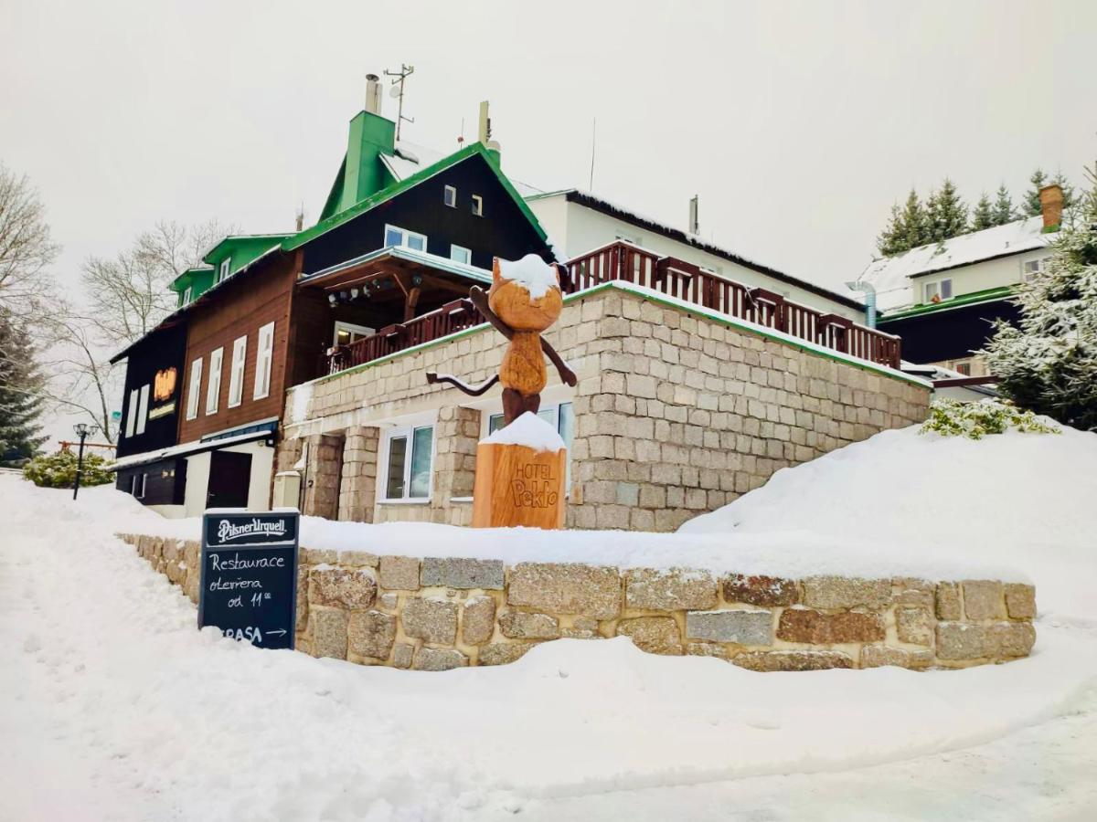 Hotel Peklo Pro Rodiny S Detmi Йозефув Дул Екстер'єр фото